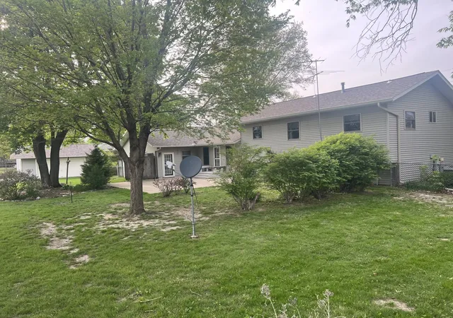 5th image of 10093 Wolf Rd, Geneseo, IL 61254 | MLS# 12630913