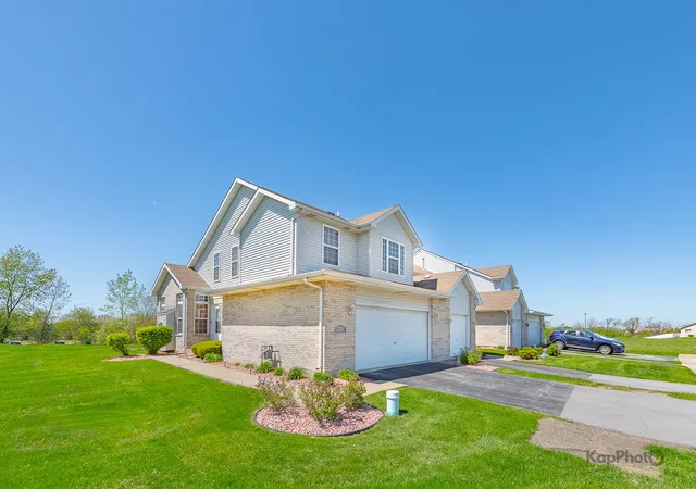 2nd image of 22850 Westwind Dr, Richton Park, IL 60471 | MLS# 12631115