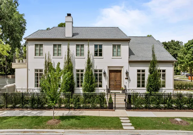 Photo 1 of Single family home for sale at 1500 William St, River Forest, IL 60305 | MLS# 12631338 | Listing updated on 2026-09-01