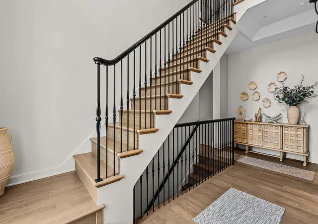 Photo 3 of Single family home for sale at 1500 William St, River Forest, IL 60305 | MLS# 12631338 | Listing updated on 2026-09-01