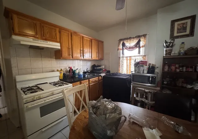 Homes for sale in Chicago, IL | 1041 N Central Park Ave, Chicago, IL 60651 | MLS# 12631374
