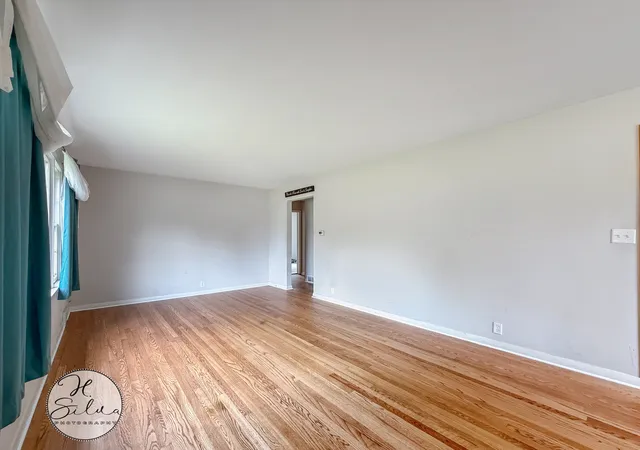 5th image of 401 Linn Ave, Crystal Lake, IL 60014 | MLS# 12631511