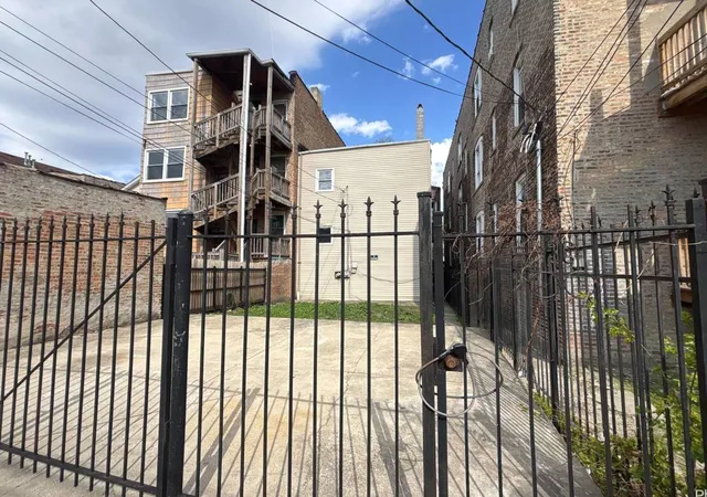 Listing Photo 2 - Condo for sale in building located at 1236 S Springfield Ave, Chicago, IL 60623 - Unit #