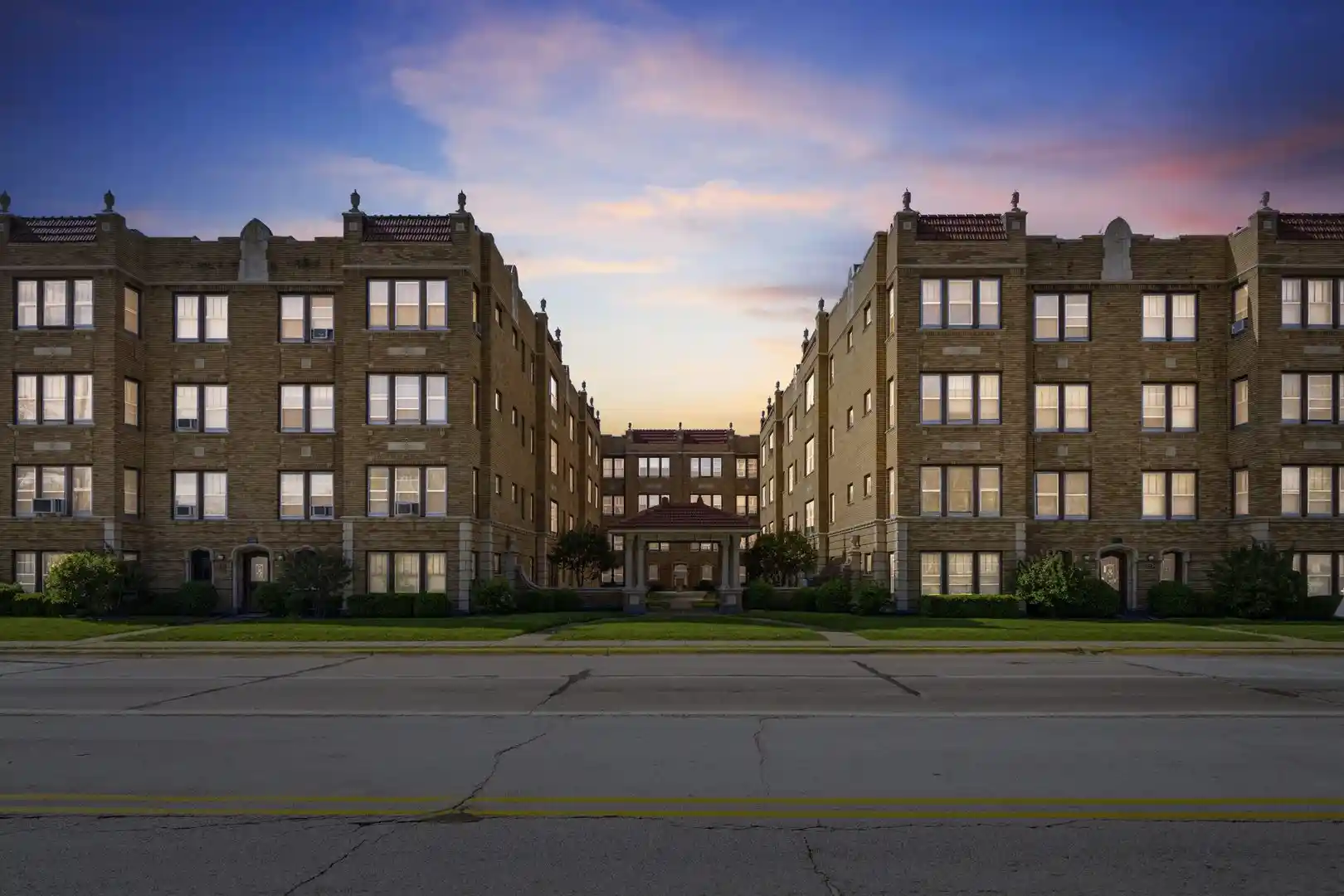 Listing Photo 1 - Condo for sale in 1622 18Th Ave located at 1622 18Th Ave, Rock Island, IL 61201 - Unit #24