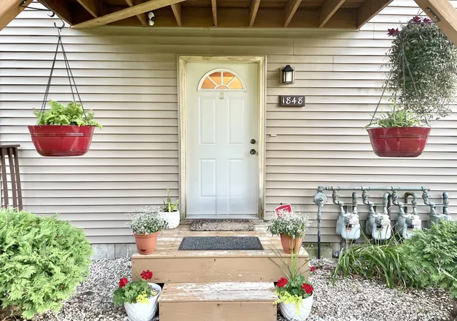 Listing Photo 4 - Condo for sale in building located at 1848 Kerrybrook Ct, Sycamore, IL 60178 - Unit #1848