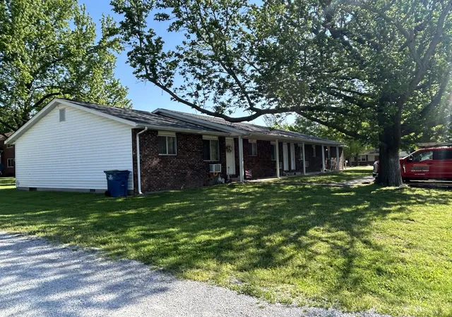 17th image of 404 E Main St, De Soto, IL 62924 | MLS# 12631799