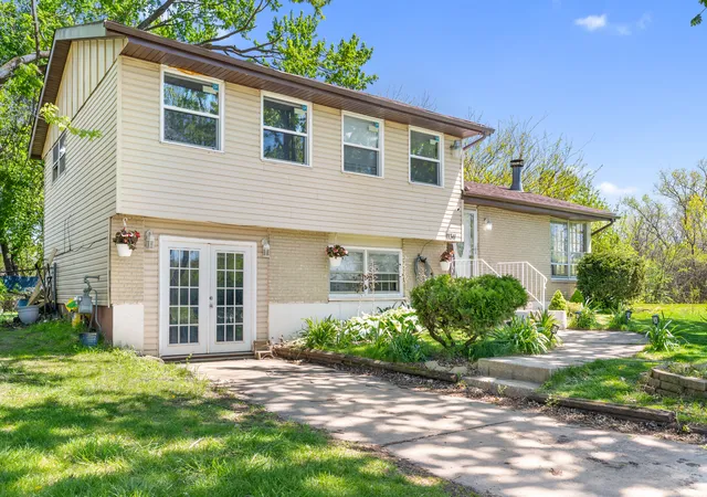 2nd image of 17311 Central Park Ave, Hazel Crest, IL 60429 | MLS# 12631846