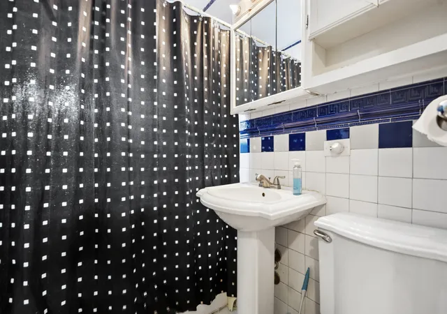 5th image of 1418 N Waller Ave N, Chicago, IL 60651 | MLS# 12631899