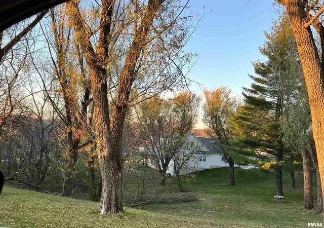 Homes for sale in Sherrard, IL | 130 Glenview Dr, Sherrard, IL 61281 | MLS# 12632092