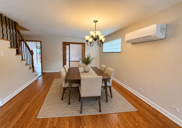 Homes for sale in Oak Park, IL | 1221 N Oak Park Ave, Oak Park, IL 60302 | MLS# 12632358