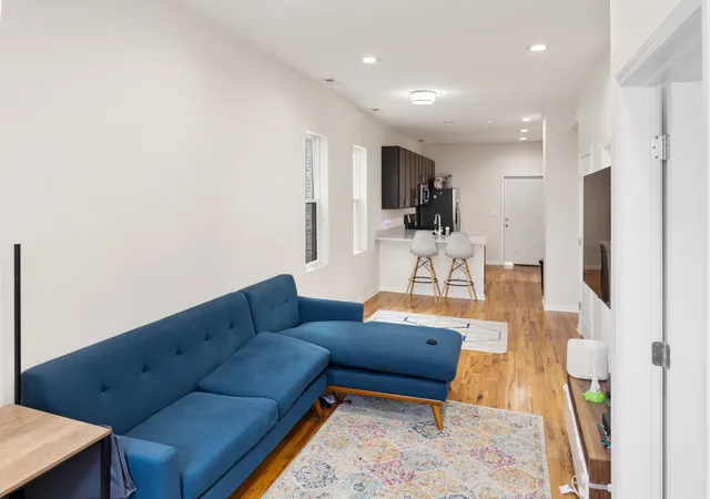 4th image of 6418 S Rhodes Ave, Chicago, IL 60637 | MLS# 12632825