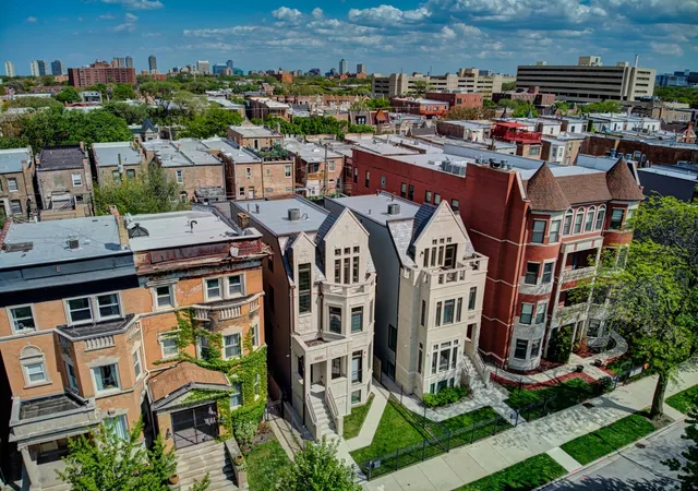 Homes for sale in Chicago, IL | 4915 S Martin Luther King Dr, Chicago, IL 60615 | MLS# 12632883