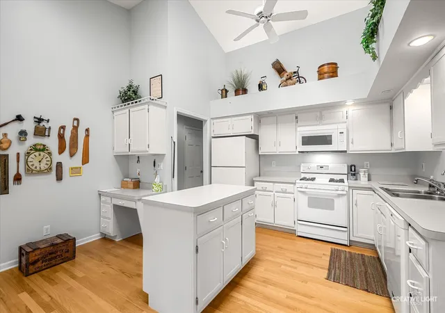 Photo 3 of Townhouse for sale at 1 Glengarry Ln, Sugar Grove, IL 60554 | MLS# 12632908 | Listing updated on 2026-08-28