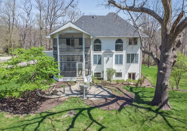 1st image of 1687 Barberry Cir, Freeport, IL 61032 | MLS# 12633249