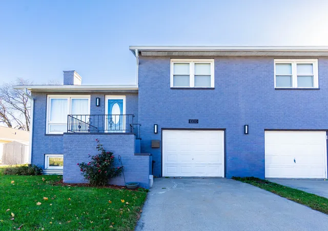 Photo 2 of Multi family home for sale at 1000 1008 Carrie Ave, Rochelle, IL 61068 | MLS# 12633361 | Listing updated on 2026-10-04