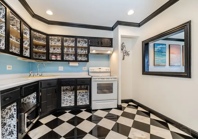 4th image of 9375 Landings Ln #502, Des Plaines, IL 60016 | MLS# 12633394
