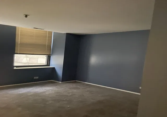 2nd image of 740 S Federal St, Chicago, IL 60605