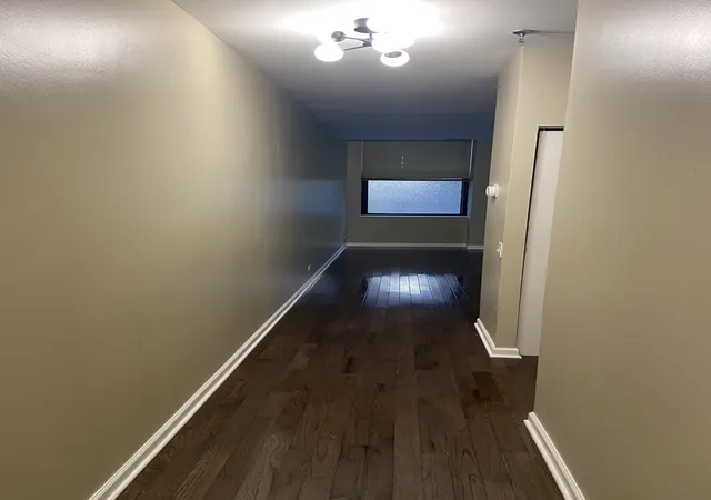 2nd image of 740 S Federal St #404, Chicago, IL 60605 | MLS# 12633473