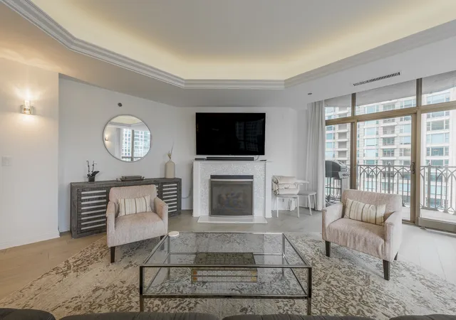 Homes for sale in Chicago, IL | 21 E Huron St #2705, Chicago, IL 60611 | MLS# 12633556