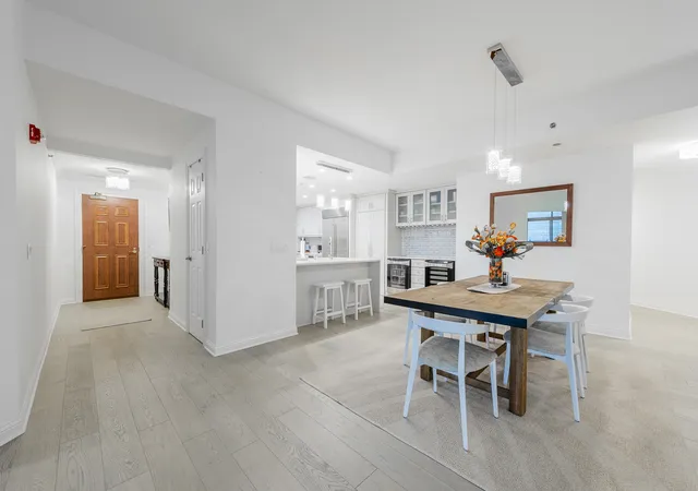 Homes for sale in Chicago, IL | 21 E Huron St #2705, Chicago, IL 60611 | MLS# 12633556