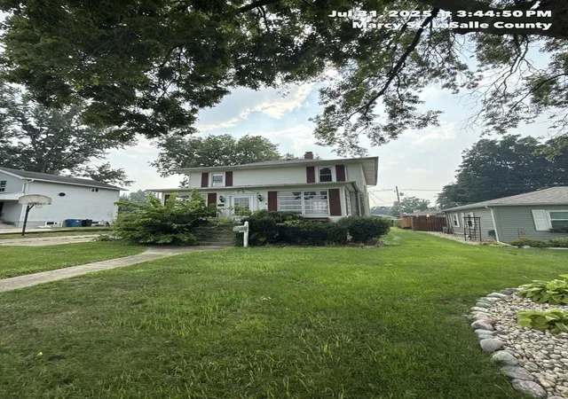 2nd image of 805 Marcy St, Ottawa, IL 61350 | MLS# 12633883