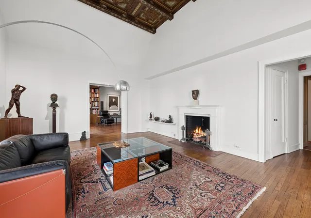 4th image of 1120 N Lake Shore Dr #18AB, Chicago, IL 60611 | MLS# 12634167