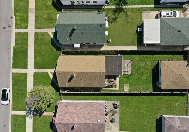 Photo 4 of Single family home for sale at 114 Geneva Ave, Bellwood, IL 60104 | MLS# 12634330 | Listing updated on 2026-07-29