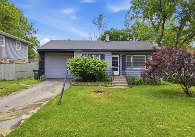 Photo 1 of Single family home for sale at 1112 Spruce St, Lake In The Hills, IL 60156 | MLS# 12634340 | Listing updated on 2026-07-29