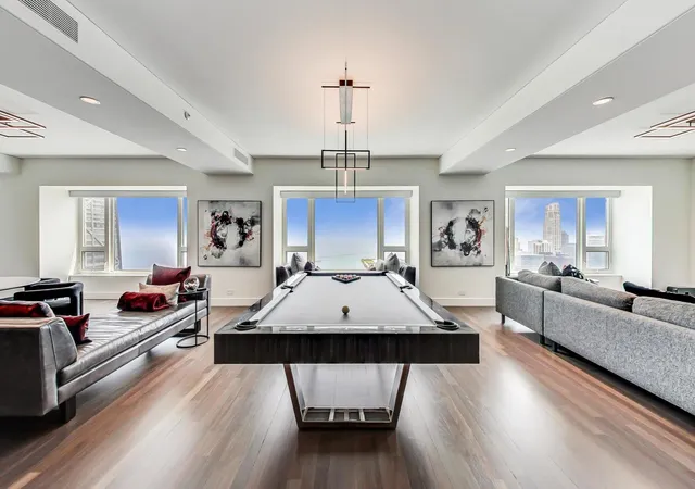 2nd image of 800 N Michigan Ave #4801, Chicago, IL 60611 | MLS# 12634613