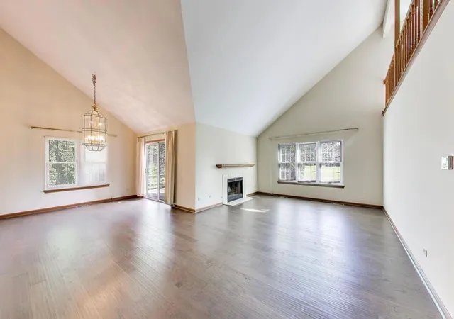 Photo 3 of Single family home for sale at 21040 W Hazelnut Ln, Plainfield, IL 60544 | MLS# 12634735 | Listing updated on 2026-10-06