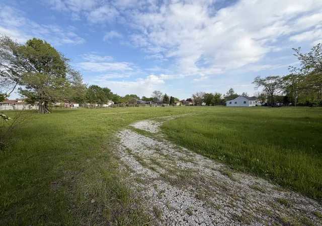 4th image of 19967 Torrence Ave, Lynwood, IL 60411 | MLS# 12634837