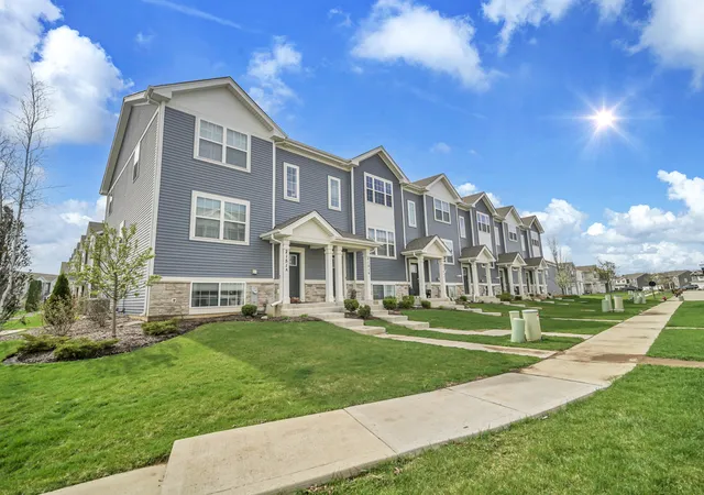 Homes for sale in Wonder Lake, IL | 2151 Sassafras Wy #B, Wonder Lake, IL 60097 | MLS# 12634971