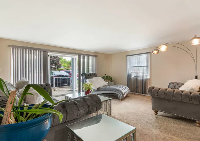 3rd image of 1050 S Nelson Ave #2, Kankakee, IL 60901 | MLS# 12635040