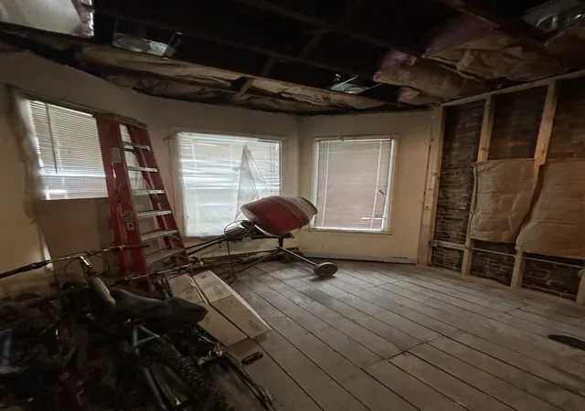 Homes for sale in Chicago, IL | 4421 W Adams St, Chicago, IL 60624 | MLS# 12635384