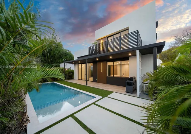 3rd image of 536 Nw 48Th St, Miami, FL 33127 | MLS# 12635568