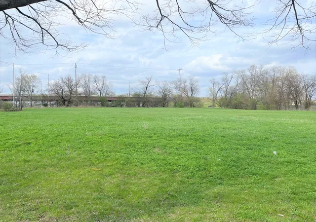 2nd image of 441 S Mclean Blvd, Elgin, IL 60123 | MLS# 12635722