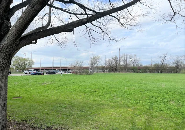 3rd image of 441 S Mclean Blvd, Elgin, IL 60123 | MLS# 12635722
