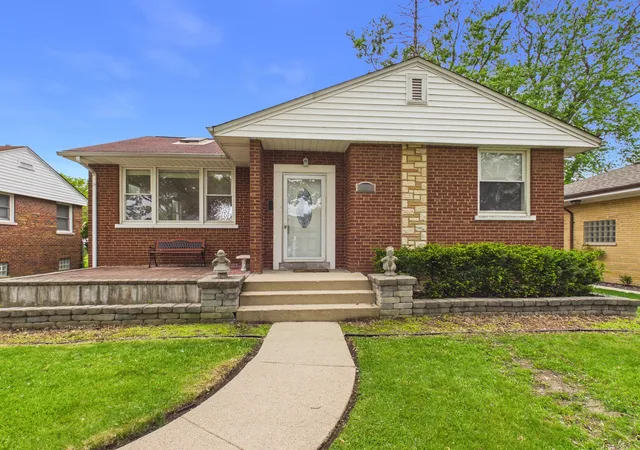Homes for sale in Westchester, IL | 2308 Stratford Ave, Westchester, IL 60154 | MLS# 12635813