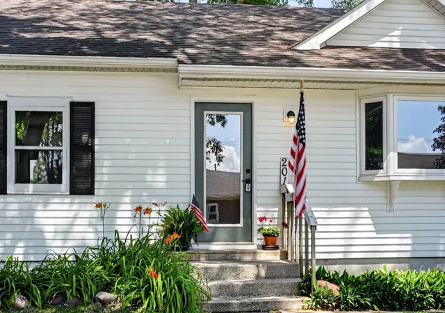 Homes for sale in Rochelle, IL | 201 Irene Ave, Rochelle, IL 61068 | MLS# 12636117