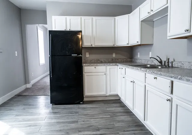 Photo 3 of House for sale at 1208 W 5th Street, Davenport, IA 52802 | MLS# 12636126 | Listing updated on 2026-10-12