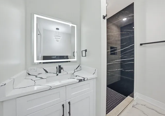 Homes for sale in Chicago, IL | 6824 S Wood St, Chicago, IL 60636 | MLS# 12636190