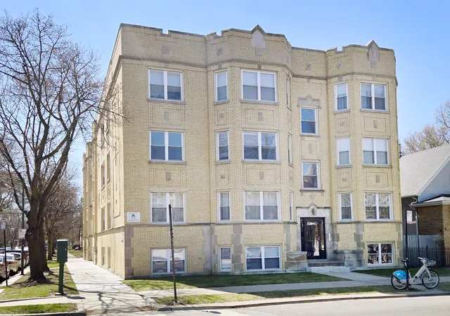Photo 1 of Townhouse for sale at 1937 W Granville Ave, Chicago, IL 60660 | MLS# 12636269 | Listing updated on 2026-08-11