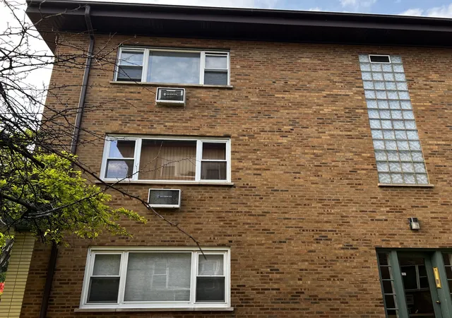 Homes for sale in Oak Park, IL | 214 S Oak Park Ave S #5, Oak Park, IL 60302 | MLS# 12636270