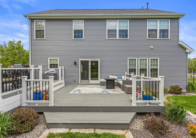 Homes for sale in Mahomet, IL | 1308 Woodberry Dr, Mahomet, IL 61853 | MLS# 12636286