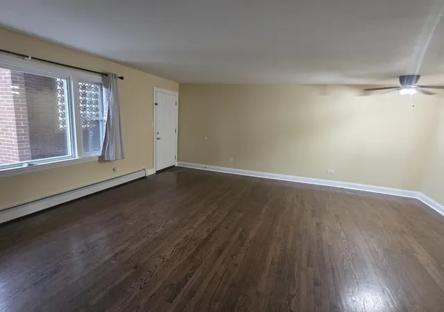 5th image of 1105 Holiday Ln #6, Des Plaines, IL 60016 | MLS# 12636340