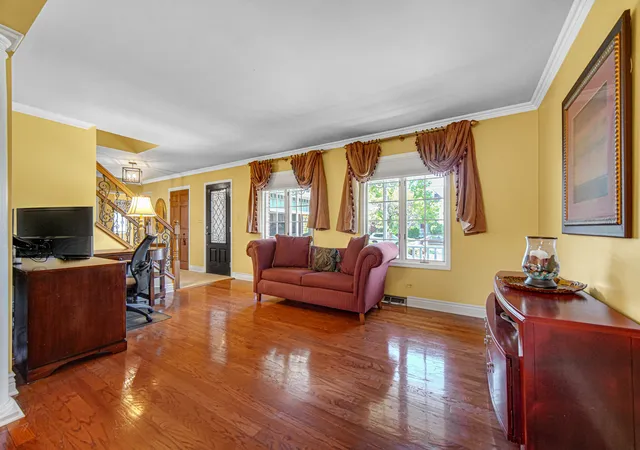 Photo 2 of Single family home for sale at 10700 Churchill Dr, Orland Park, IL 60467 | MLS# 12636360 | Listing updated on 2026-09-12