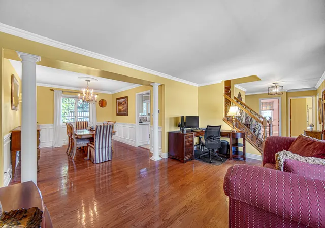 4th image of 10700 Churchill Dr, Orland Park, IL 60467 | MLS# 12636360