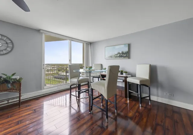 Homes for sale in Oak Brook, IL | 40 N Tower Rd #14L, Oak Brook, IL 60523 | MLS# 12636425