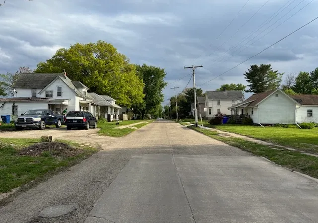 Homes for sale in Kewanee, IL | 310 5th Ave, Kewanee, IL 61443 | MLS# 12636431