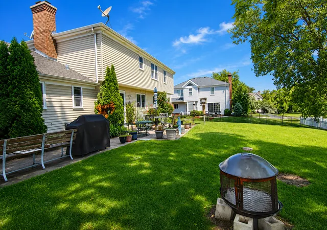 2nd image of 6319 Briar Rd, Willowbrook, IL 60527 | MLS# 12636997